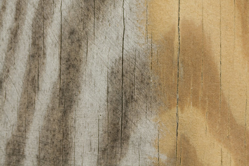 How to Clean Wood After Sanding