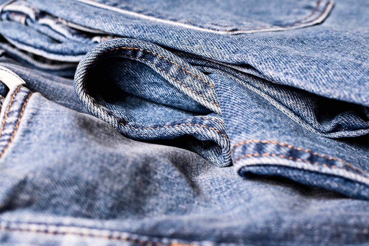 Women's Jeans in Los Angeles